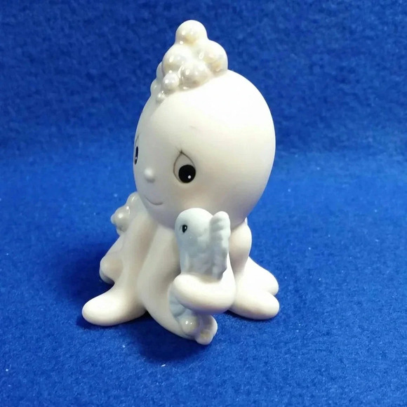 Precious Moments "I Only Have Eyes For You" Octopus Figurine - Picture 6 of 9